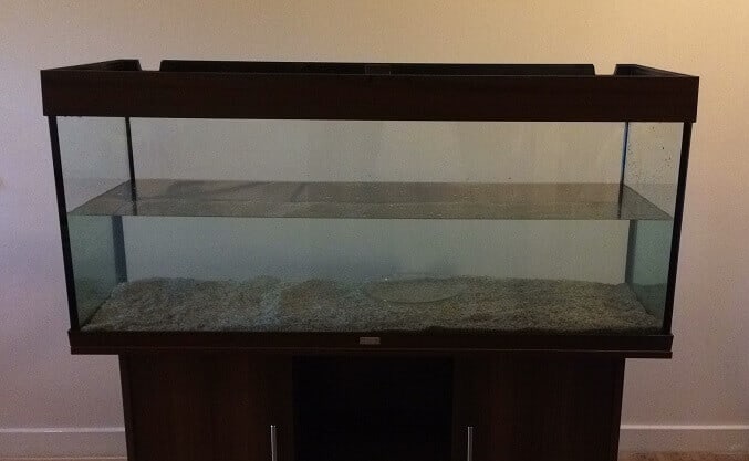 Tank wordt gevuld met water